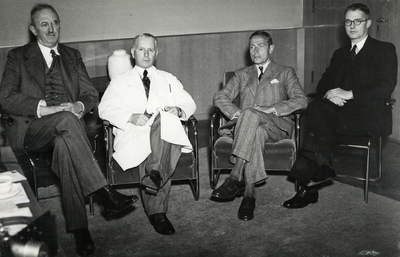 107119 Portret van prof.dr. H.J.M. Weve, geboren 1888, hoogleraar in de oogheelkunde aan de Utrechtse universiteit ...